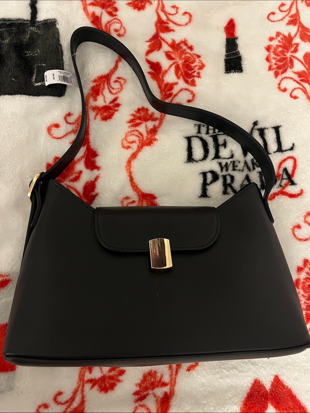 Old Navy Bag ASO Emily Blunt